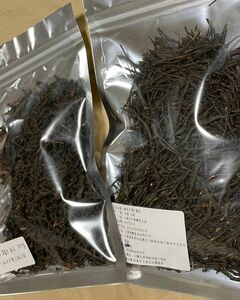雲南省産高級紅茶野生古樹紅茶50gと紫芽中国紅茶50gの飲み比べセット計100g