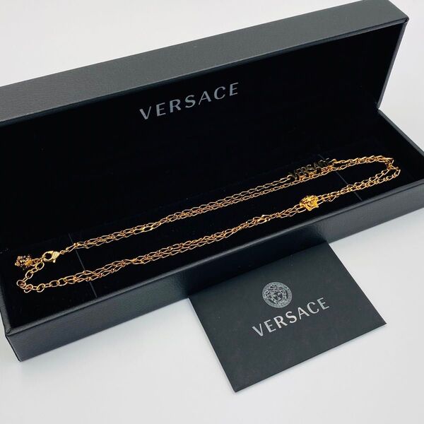 美品 ★VERSACE★ ネックレス メデューサ ロゴ ゴールド 箱付 男女兼用