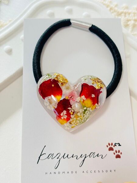 【ハンドメイド】ミニ薔薇のハートヘアゴム レジン