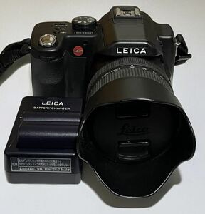 ○Leica V-LUX1 コンパクトデジタルカメラ DC VARIO-ELMARIT F2.8-3.7/7.4-88.8 現状品　1円〜