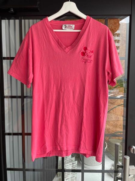 90s USA 古着 珍しいVネック disney ディズニー ミッキーマウス ピンク 半袖 Tシャツ 刺繍デザイン