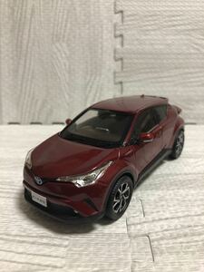 1/30 トヨタ C-HR CHR 前期 非売品 カラーサンプル ミニカー　センシュアルレッド