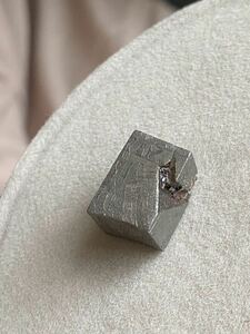  редкий космос энергия aru Thai метеорит металлический метеорит высокое качество метеорит .. счастливый случай .. работа .up удача в деньгах up металлический метеорит 