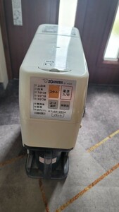 ZOJIRUSHI 象印 家庭用無洗米精米機 5合　BT-AG05　２０１７年製造　動作確認済　大阪引取可能