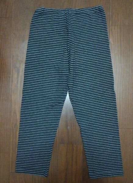 ユニクロ レギンス 七分丈 細ボーダー 黒×グレー