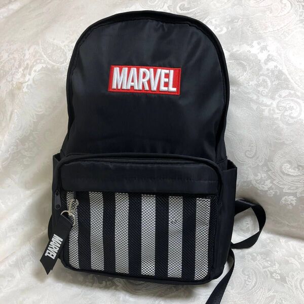MARVEL リュック リュックサック 黒 ロゴ ポーチ付き メッシュ