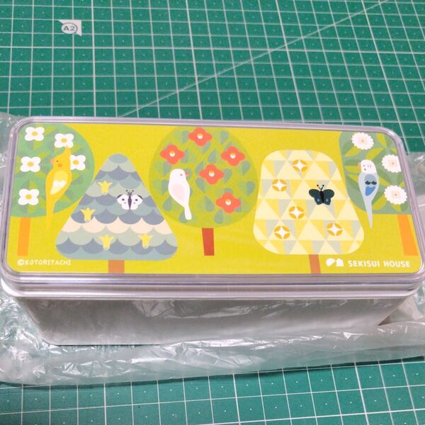 【非売品・新品未使用】SEKISUI HOUSE・KOTORITACHI5本の樹お弁当箱〈グリーン〉