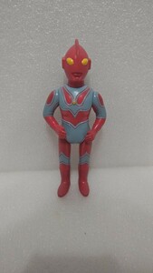 bruma.k Return of Ultraman ...... вращение цвет искусство игрушка инди sofvi 