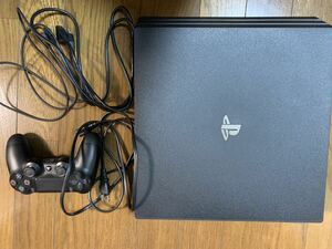 PlayStation 4 Pro ジェット・ブラック 1TB (CUH-7200BB01) 中古