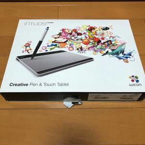 INTUOS comic Creative Pen & Touch Tablet S CTH-480/S1 WACOM ペンタブ