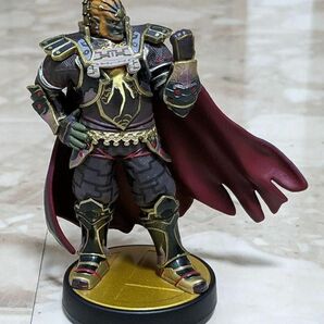 極美品・外箱なし本体のみ☆amiibo ガノンドロフ 大乱闘スマッシュブラザーズ アミーボ 任天堂 ブレスオブザワイルド