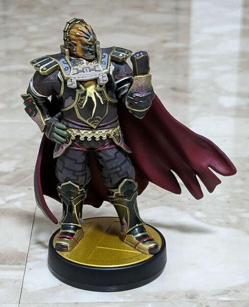 極美品・外箱なし本体のみ☆amiibo ガノンドロフ 大乱闘スマッシュブラザーズ アミーボ 任天堂 ブレスオブザワイルド