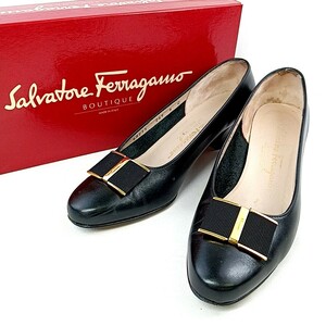 B#【商品ランク:B】サルヴァトーレフェラガモ Salvatore Ferragamo ヴァラリボン ゴールド金具 ラウンドトゥ パンプス size6C 婦人靴