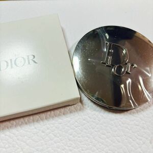  ディオール 最新　ノベルティ コンパクトミラー 鏡　新品 シルバー　DIOR ギフト