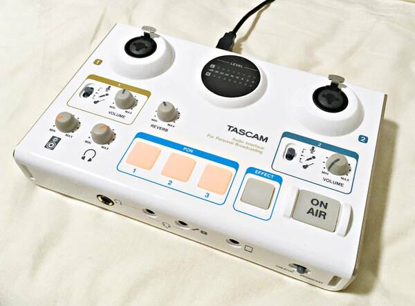 TASCAM USBオーディオインターフェース MiNiSTUDIO CREATOR US-42 通電確認済み【送料無料】