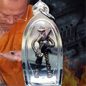 LPインパン師のハンドメイドフンパヨン 卓越した御守護到来 プラクルアン 白 インパン フンパヨン ご守護 金運 富 幸運