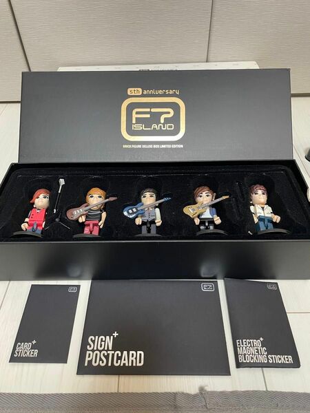 FTISLAND 5周年　ブリックフィギュアデラックスボックス