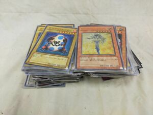 P10 遊戯王カード 180枚 美品 まとめ売り 大量 ※全て専用ケースに入っています！