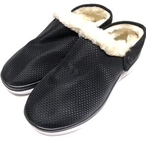 【新品未使用】 可愛い ウィンターサンダル クロッグ スリッパ 冬用 女の子