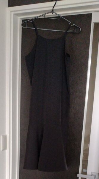 ワンピース ノースリーブ 黒140cm 新品
