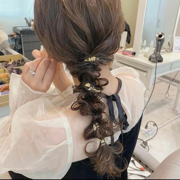 【300円】金箔　ヘアアレンジ　ヘアアクセサリー　ヘアアクセ　金ラメ　ネイルパーツ　ヘアラメ