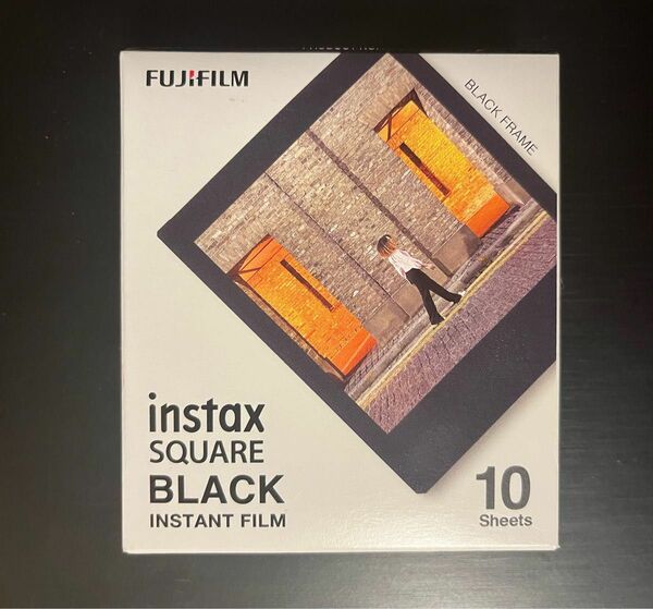 【新品未開封】instax SQUARE BLACK 富士フイルム チェキ フィルム