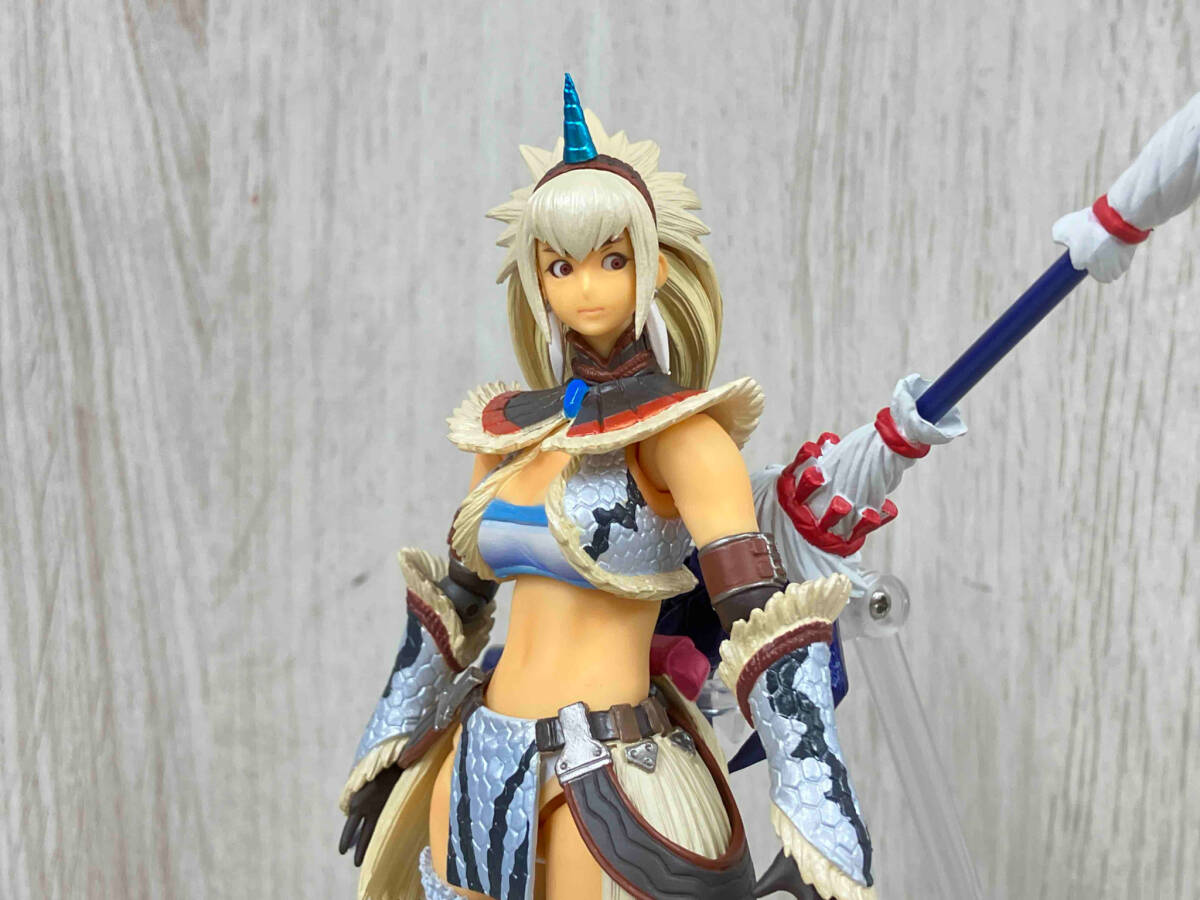 Amazon.co.jp: Vulcanlog(ヴァルカン・ログ) 020 モンハンリボ ハンター女剣士 キリンシリーズ ノンスケール  PVC&ABS製 塗装済み 可動フィギュア : おもちゃ