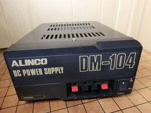 ALINCO DC POWER SUPPLY 安定化電源 DM-104（13.8V 4.0A） 現状渡し
