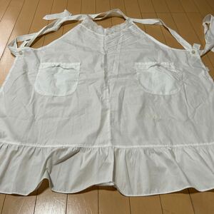  simple white race apron 