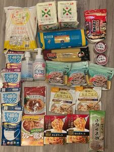  food assortment *..... rice 2kg pack rice pasta pasta sauce alcohol foam hand soap canned goods Alpha rice retort-pouch curry etc. 