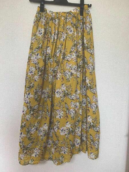 花柄スカート フレアスカート 花柄 スカート ロングスカート 黄色 フレア ロング ウエストゴム