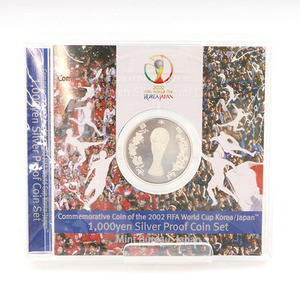 純銀 FIFA ワールドカップ 2002年 1000円銀貨 シルバー 31.1g ケース付き【yy】【中古】