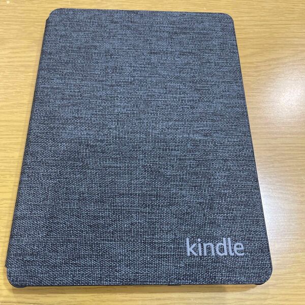 第11世代ブラック Kindle Paperwhite (8GB) 6.8インチディスプレイ 色調調節ライト搭載 広告あり　
