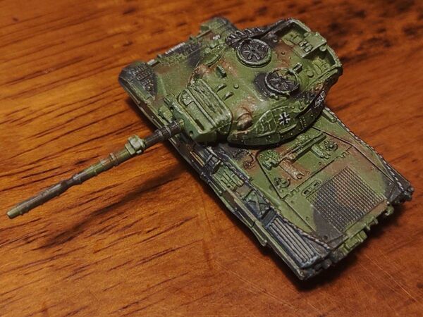 マイクロアーマー 第13弾 1/144 レオパルド1A5 ドイツ連邦軍 第1戦車偵察大隊 第3中隊 童友社 ドラゴン