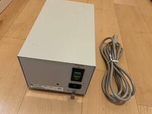 日本光電アイソレーショントランスSM-201V 300VA 電源ケーブル付き