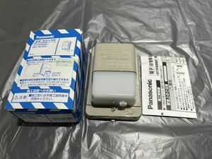 【F531】Panasonic EE 44139 電子住宅用EEスイッチ （点灯照度調整形） （露出・埋込両用）パナソニック
