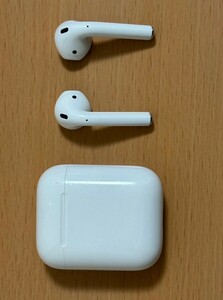 Apple アップル イヤホン エアーポッズ　MMEF2J/A AirPods with Charging case　ジャンク