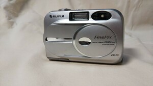FUJIFILM FinePix 2600Z コンパクトデジタルカメラ フジフィルム ファインピクス 2600Z 美品 2A012441