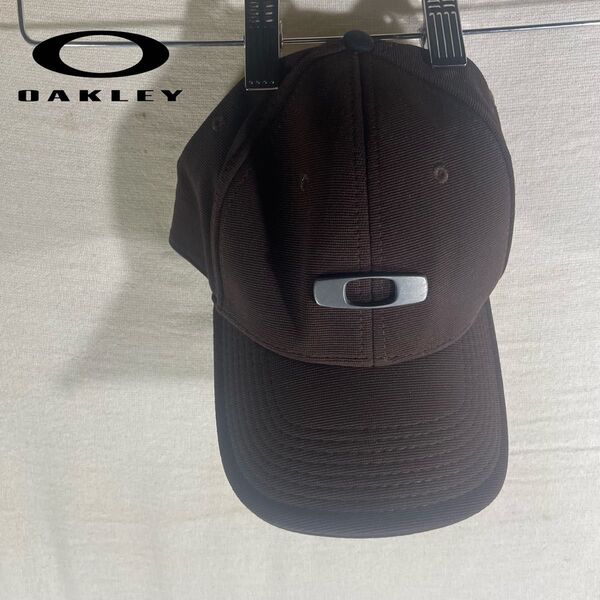 00's OAKLEY METAL LOGO CAP Brown Y2K