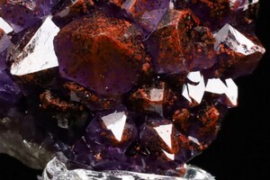  Canada Moonlight . mountain production [ super strongest Power Stone!?] a little over teli gem feeling red hema tight in amethyst [ rare crystal ]21g natural stone mineral specimen 