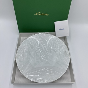 ko0605/17/57 1円～ 未使用 Noritake ノリタケ N4 27.5cm ディーププレート 食器 皿 贈答品 ギフト 1スタ 1円スタート