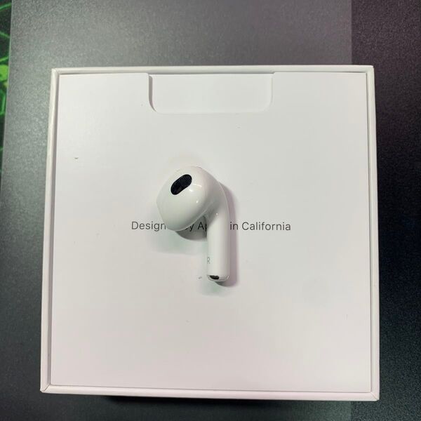 Apple AirPods 第3世代 右側 右耳 右