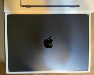 中古　Apple MacBook Air m2 13インチ