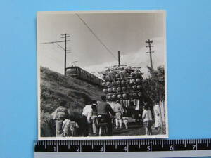 (J53)389 写真 古写真 電車 鉄道 鉄道写真 居神神社 祭礼 山車 昭和31年5月5日 小田原