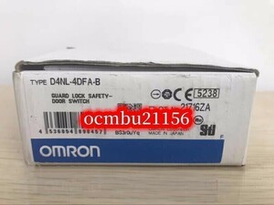 ★新品　OMRON 　オムロン 　D4NL-4DFA-B 小形電磁ロック セーフティドアスイッチ【6ヶ月保証付き】