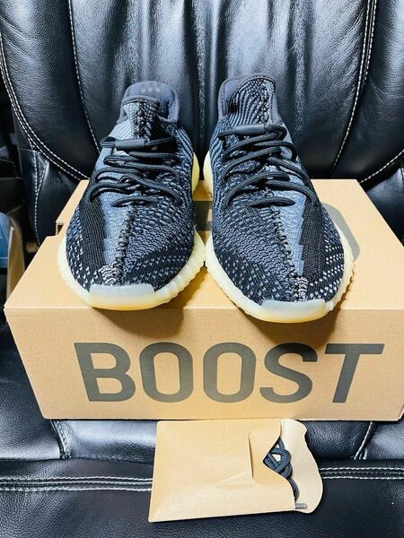 adidas YEEZY Boost 350V2 "Carbon"アディダス イージーブースト 350V2 "カーボン"