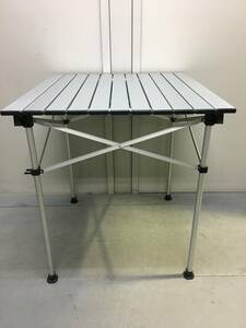 A1702　アルミロールテーブル 　折り畳み　軽量　コンパクト収納　70㎝×70㎝　レジャーテーブル　アウトドア　キャンプ