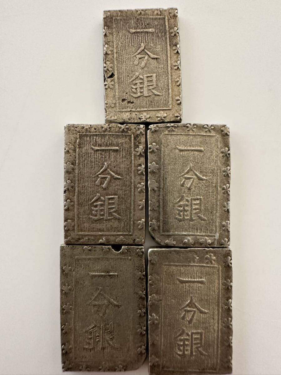  один минут серебряный двусторонний левый сверху угол обратный Sakura боковая сторона верх и низ левый правый Sakura печать 3. серебряная монета 5 листов 