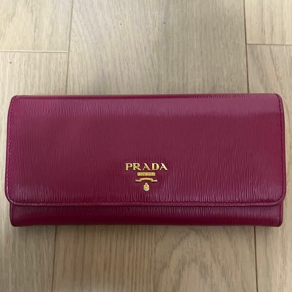 プラダ サフィアーノ 長財布 PRADA