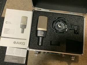 AKG C314 コンデンサーマイク 新品から使ってました。